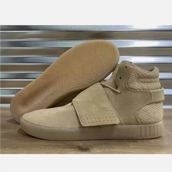 Adidas   - Picture 2 of 10